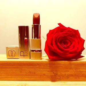 Very soft lipstick pudarier $16